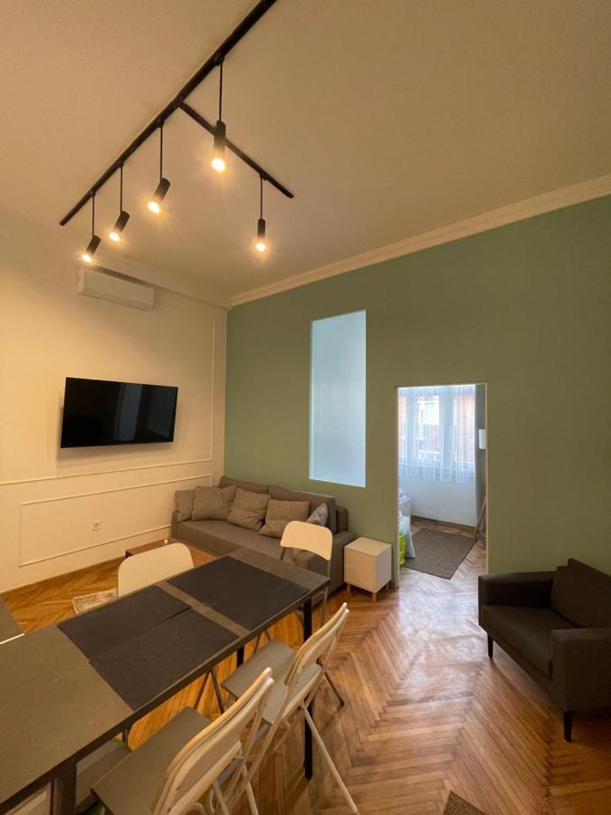 Flower Apartment Boedapest Buitenkant foto